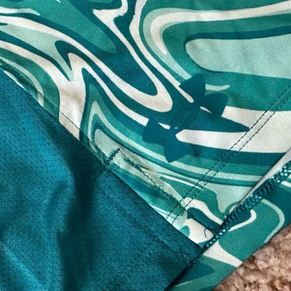 NWT Under Armour Train stretch 2.0 Loose Fit Shorts - Picture 2 of 6